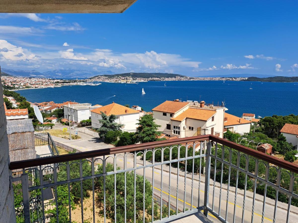 Apartment With Splendid Sea View Traù Esterno foto