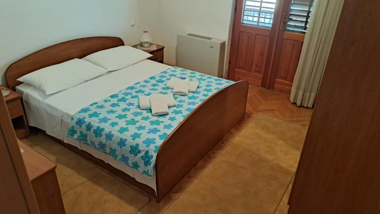 Apartment With Splendid Sea View Traù Esterno foto