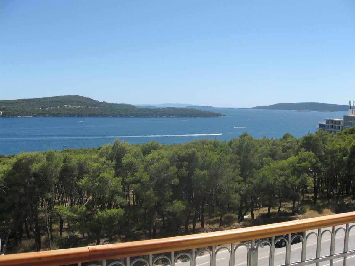 Apartment With Splendid Sea View Traù Esterno foto