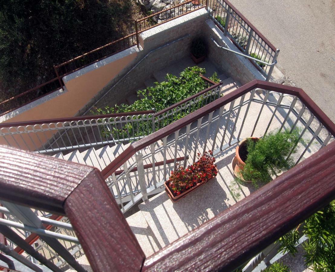 Apartment With Splendid Sea View Traù Esterno foto
